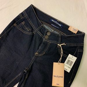NWT wallflower curvy bootcut jeans